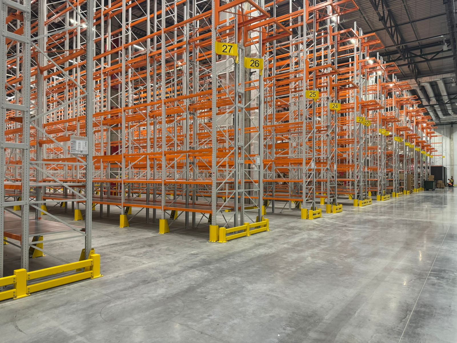 Склад палетного хранения