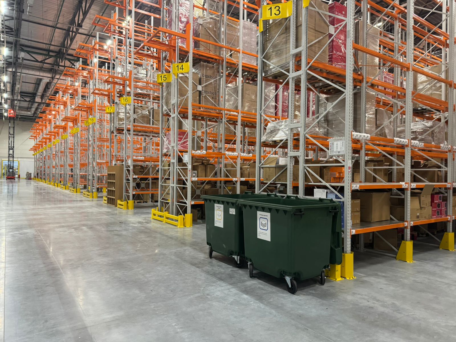 Склад палетного хранения