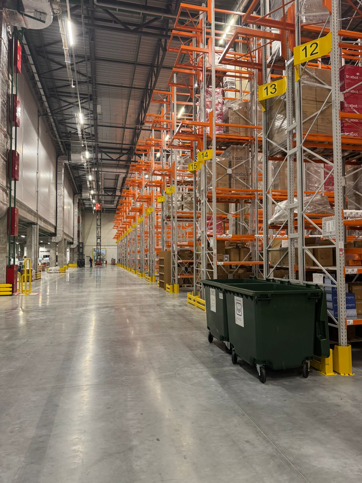 Склад палетного хранения